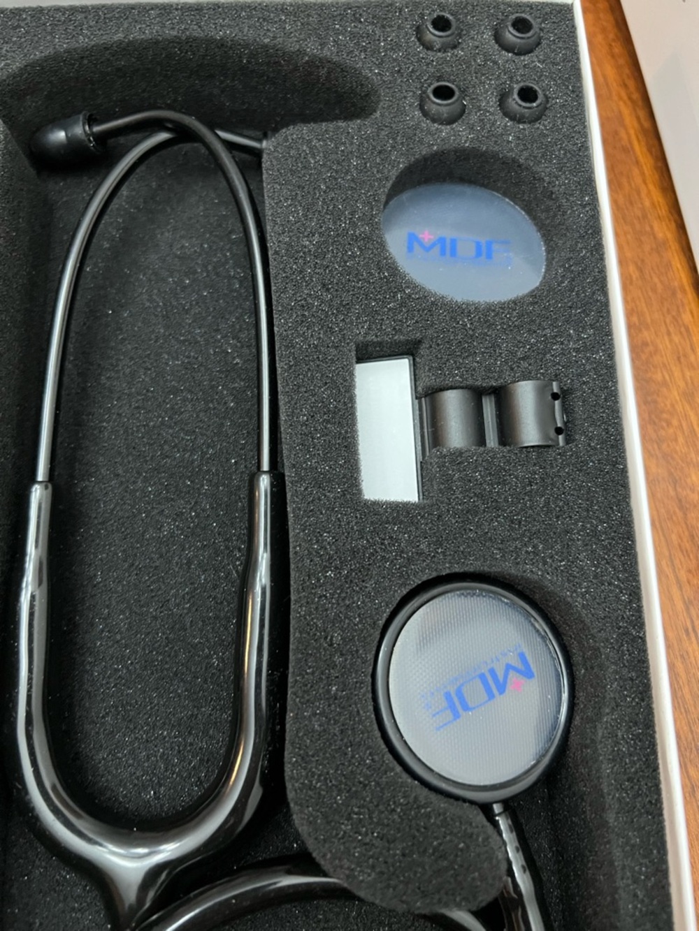 MDF Black Out MD One Stainless Steel Stethoscope Adult All Black - Picture 5 of 16